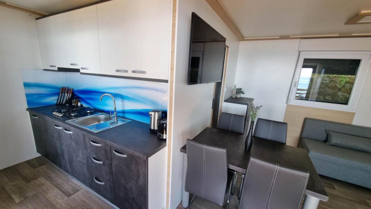 Luxury Mobile Homes Klenovica Bagian luar foto