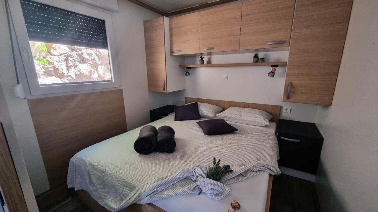 Luxury Mobile Homes Klenovica Bagian luar foto